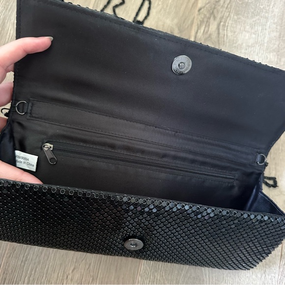 90’s Vintage Metal Sequin Clutch - Picture 4 of 5